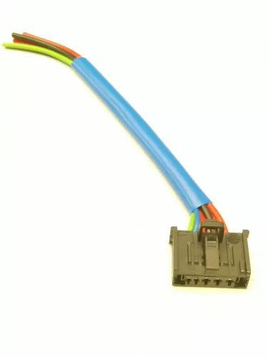 C102EO - KACHELWEERSTAND/ STEKKER + DRAAD/ +AIRCO/ MAGNETI MARELLI