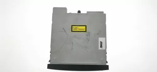 PSA / Stellantis WISSELAAR (CAN) ZIT ONDER RADIO IN DASHBOARD/ (0000251019)