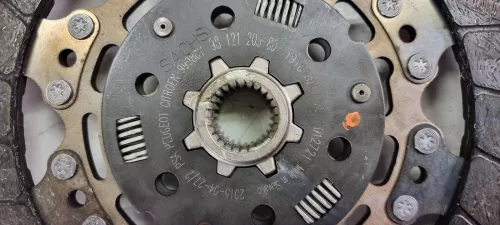 PSA / Stellantis T9/ B 1.2 12V HNY HN02 EB2DTS THP TURBO/ SACHS 102294001647 (0000323944)