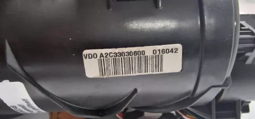 PSA / Stellantis NAVIGATIE KLAPSCHERM/ CONTINENTAL VDO/ RNEG SYSTEEM/ (0000334099)